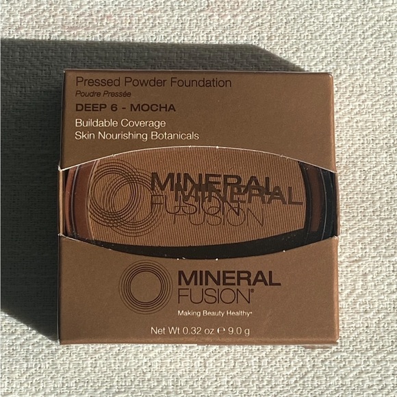 Mineral Fusion Pressed Powder Foundation, Deep 5 - Picture 3 of 12